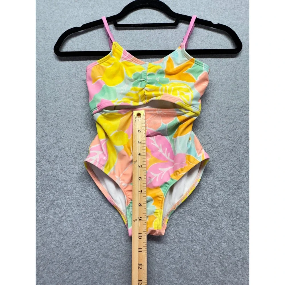 Cat & Jack Girls Tropical Floral Cutout One Piece Swimsuit Multicolor Size M‎ 8
